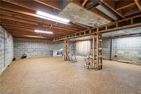 Tiny photo for 8712 Bradford Lane, Brecksville, OH 44141 (MLS # 5190233)