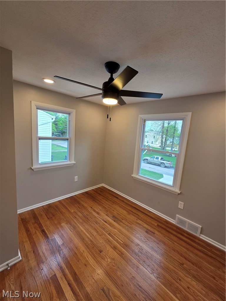 E J Dickeys Third Surv - Residential