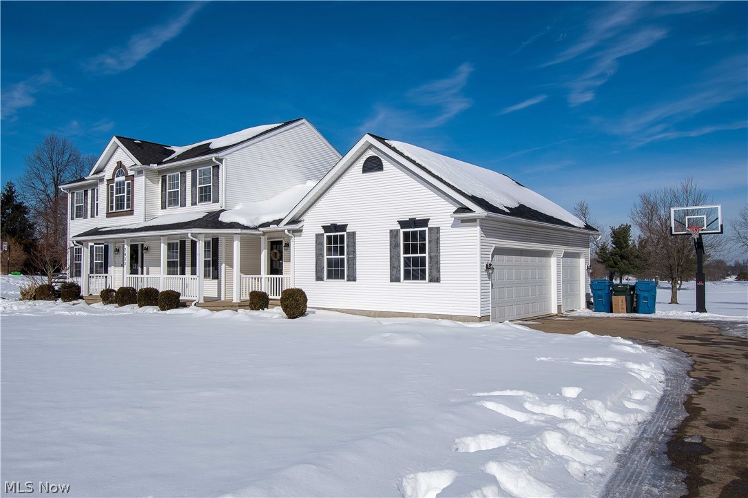 Raintree Country Club Estates - Residential