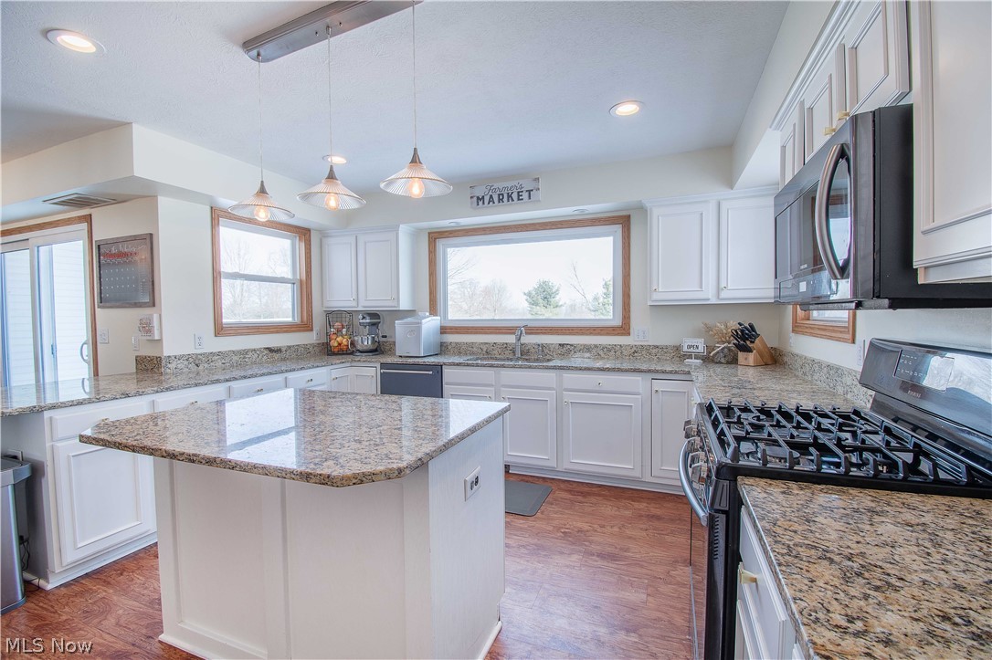 Raintree Country Club Estates - Residential