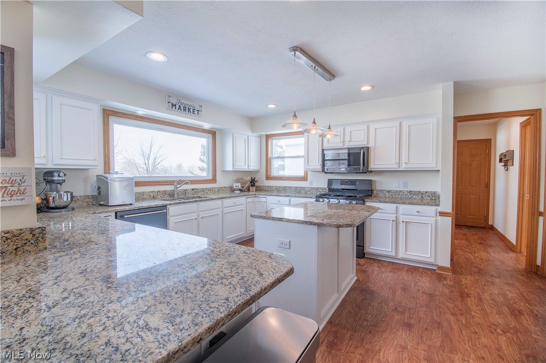 Raintree Country Club Estates - Residential