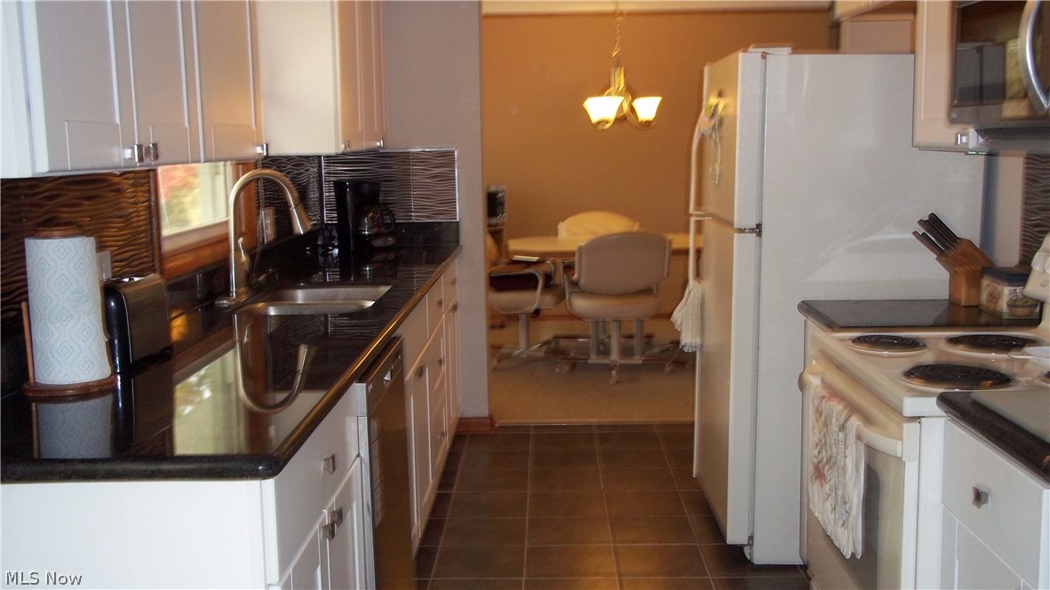 Middleburg Heights 02/R A - Residential