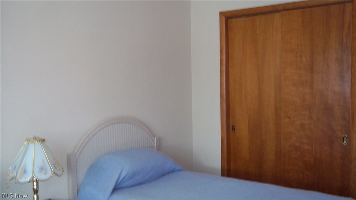 Middleburg Heights 02/R A - Residential