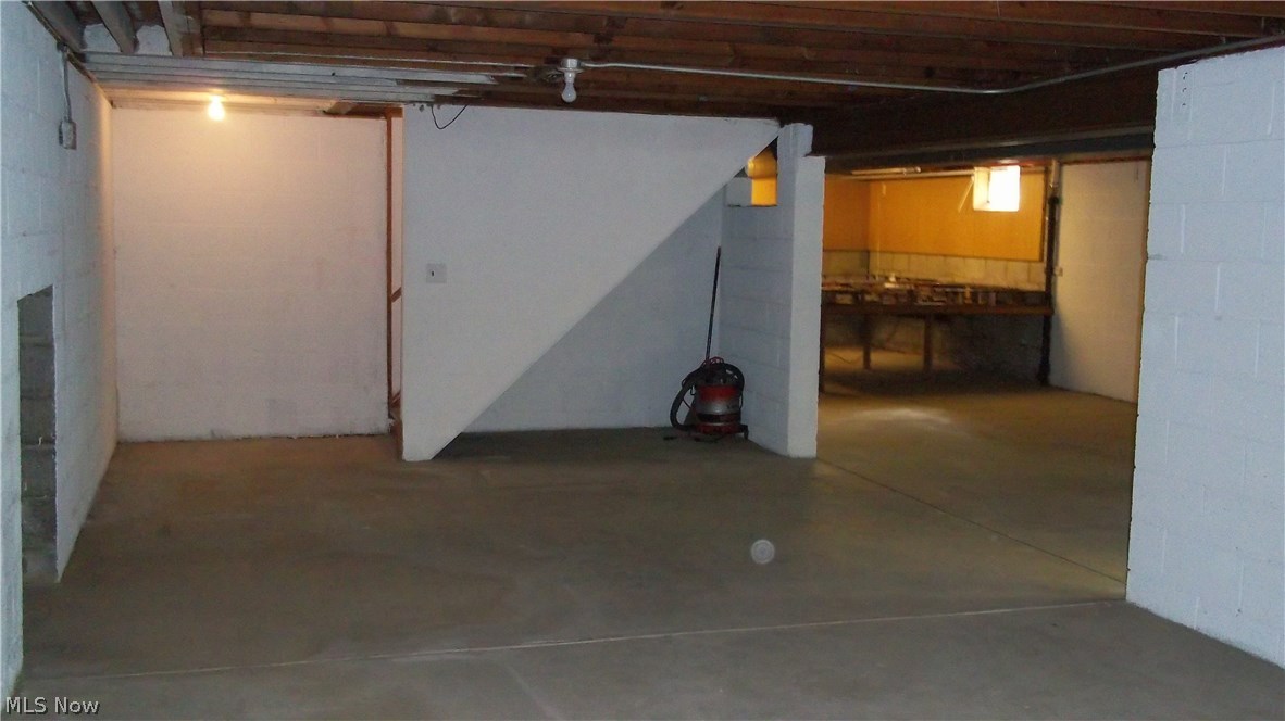 Middleburg Heights 02/R A - Residential