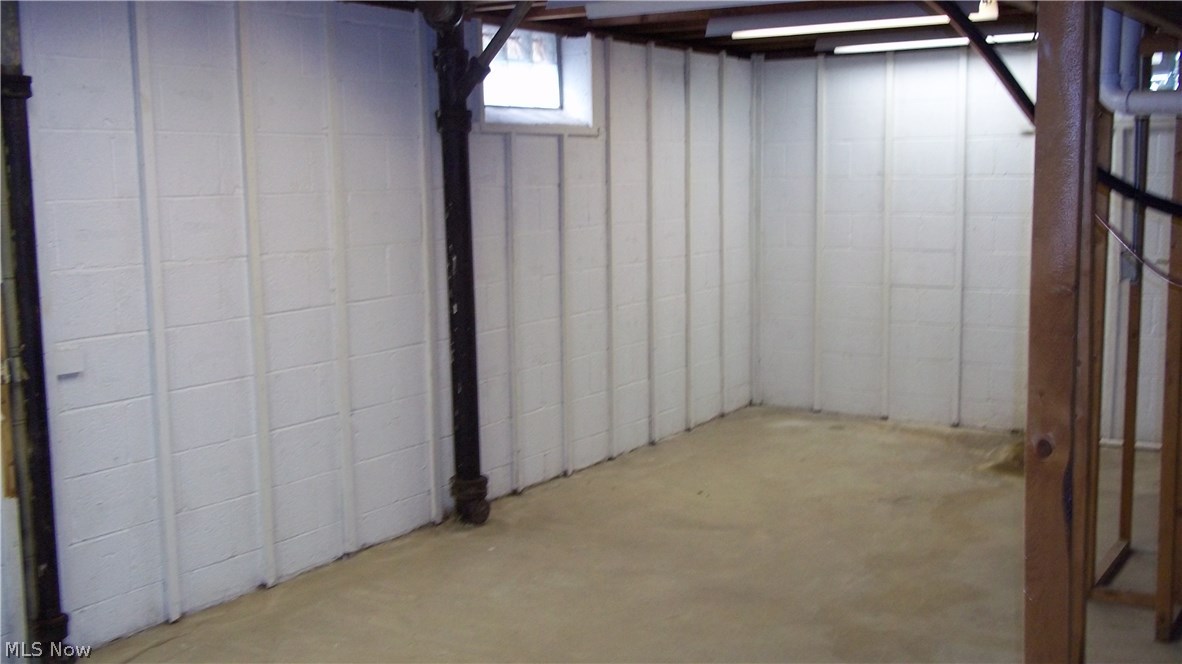 Middleburg Heights 02/R A - Residential