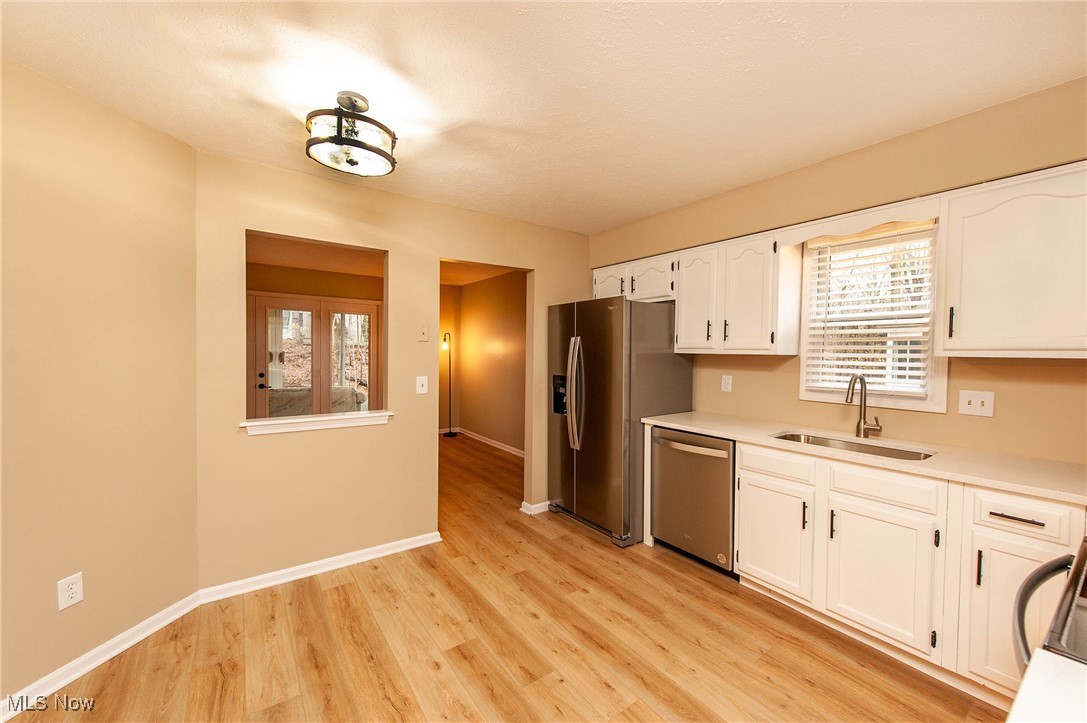9736 Brookline Oval, Strongsville, Ohio image 7