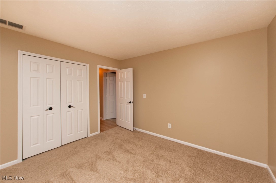 9736 Brookline Oval, Strongsville, Ohio image 15