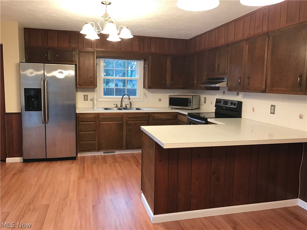 Connecticut Western Reserve - Residential