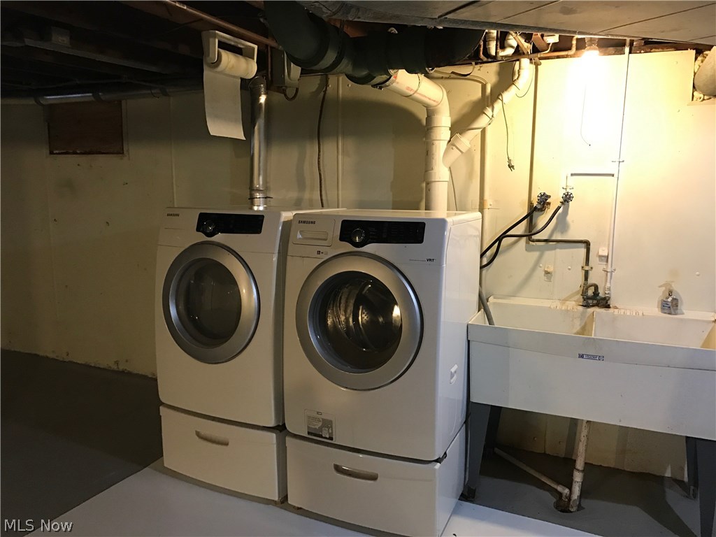 Connecticut Western Reserve - Residential