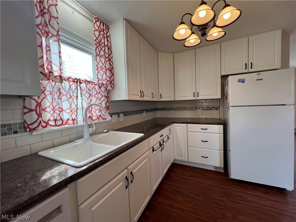 Happy Hollow - Residential