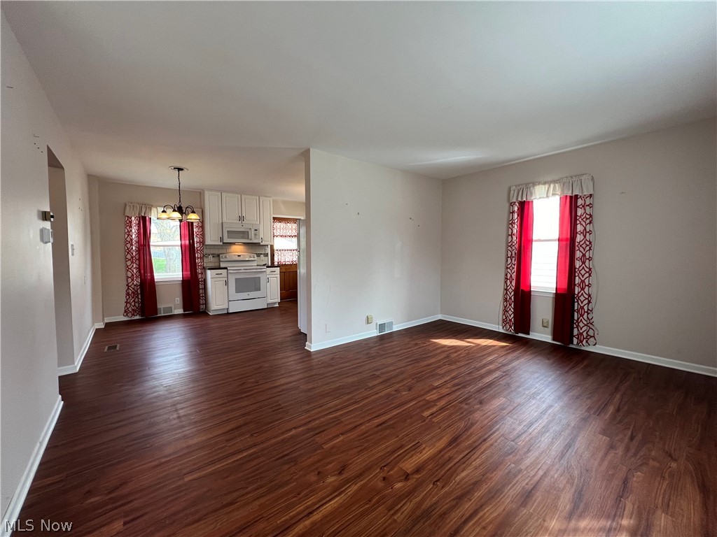 Happy Hollow - Residential