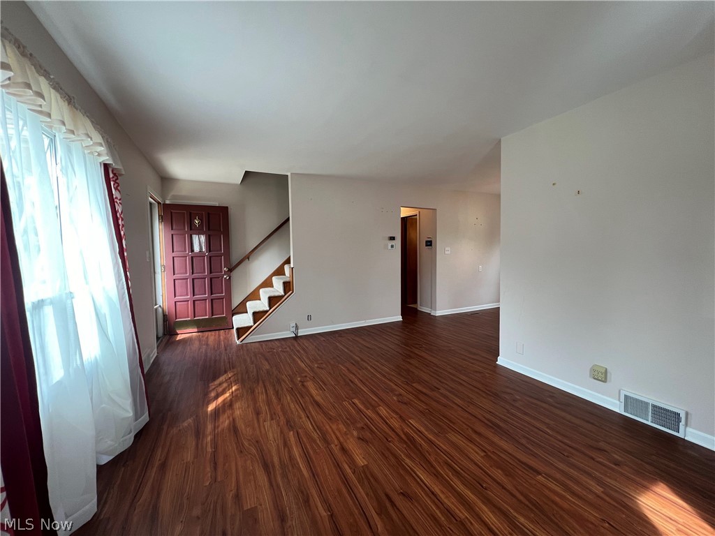 Happy Hollow - Residential