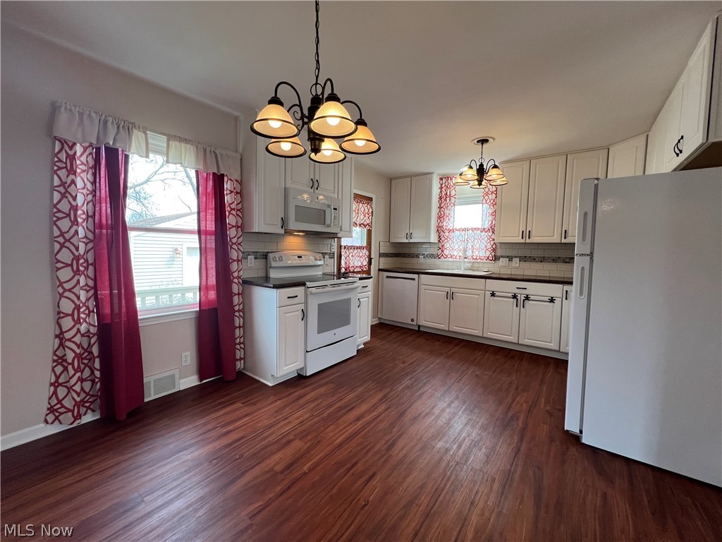 Happy Hollow - Residential