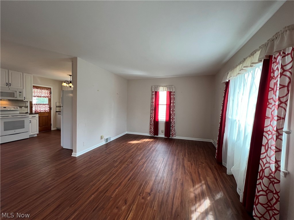 Happy Hollow - Residential