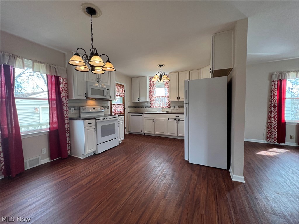 Happy Hollow - Residential