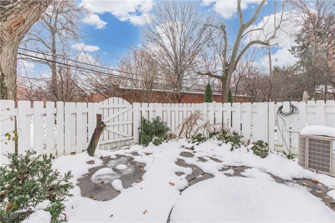 Larchmere Square Condo - Residential