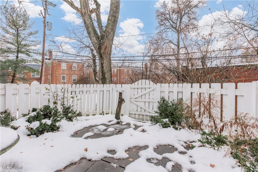 Larchmere Square Condo - Residential