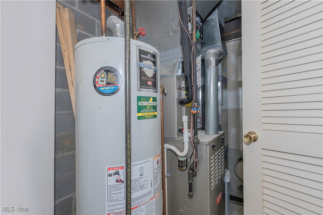 Larchmere Square Condo - Residential