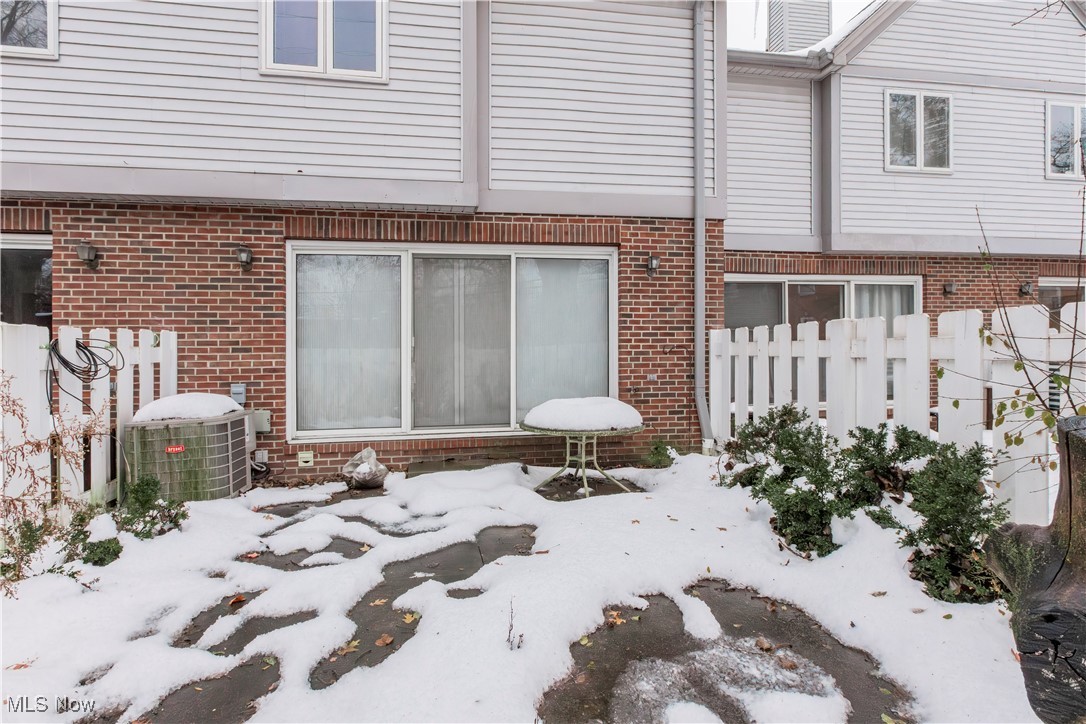 Larchmere Square Condo - Residential