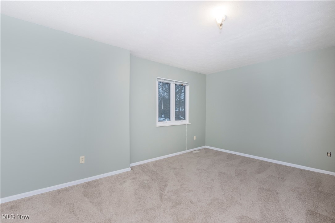 Larchmere Square Condo - Residential