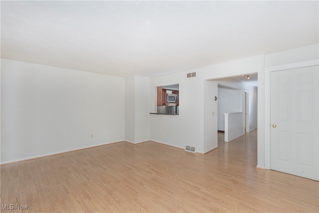 Larchmere Square Condo - Residential