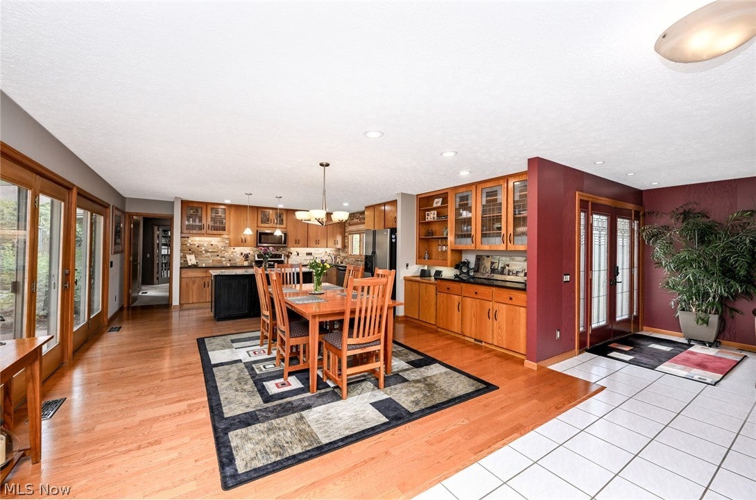 21327 Oak Bark Trail
