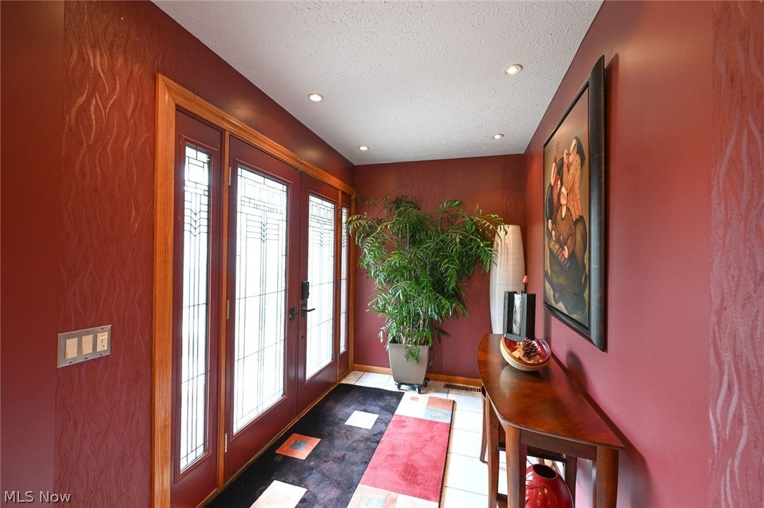 21327 Oak Bark Trail