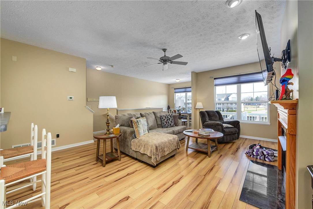 288 E Marina Parkway, Lorain, Ohio image 9