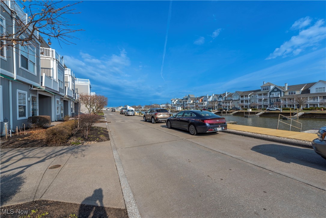 288 E Marina Parkway, Lorain, Ohio image 39