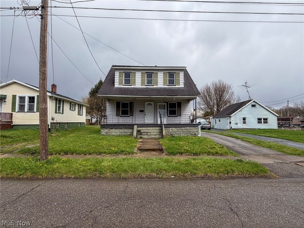 Photo of 603 Belmont Avenue, Niles, OH 44446 (MLS # 5199336)