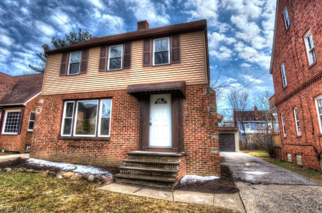 Fall in love with this top notch renovation! Everything has been done! Freshly painted from top to bottom. All new flooring! This beautiful home features a large living room with a decorative fireplace leading into the formal dining room with lovely built in cabinets. The amazing kitchen has been totally redone- new cabinets, granite counter tops, tile flooring and backsplash, not to mention stainless steel appliances! Updated baths with new fixtures, vanities and tile! The third floor is an added bonus- new paint and carpet make it great additional living space! The lower level rec room is partially finished and has a bar! This house has it all! Don't forget to check out the 360 degree panoramic virtual tour!