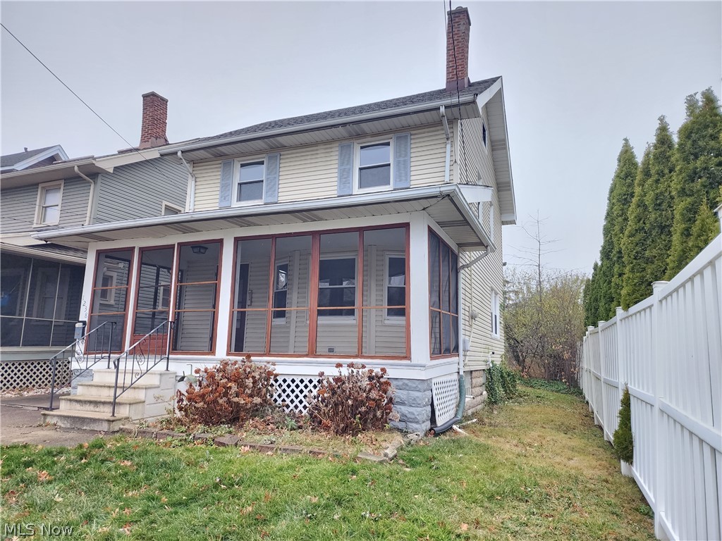 Lakewood Realty Companys - Residential