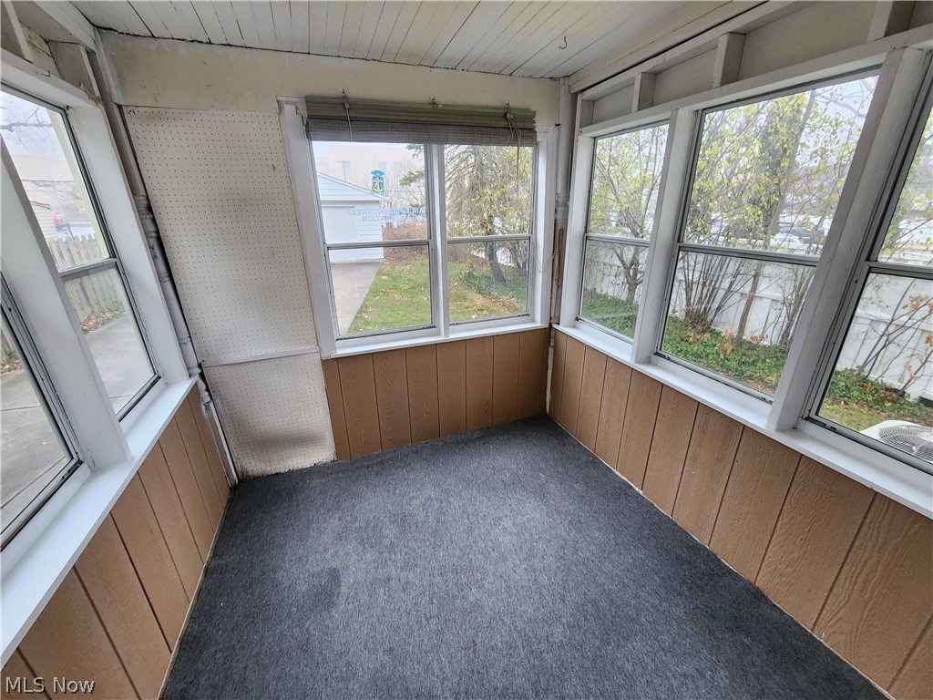 Lakewood Realty Companys - Residential