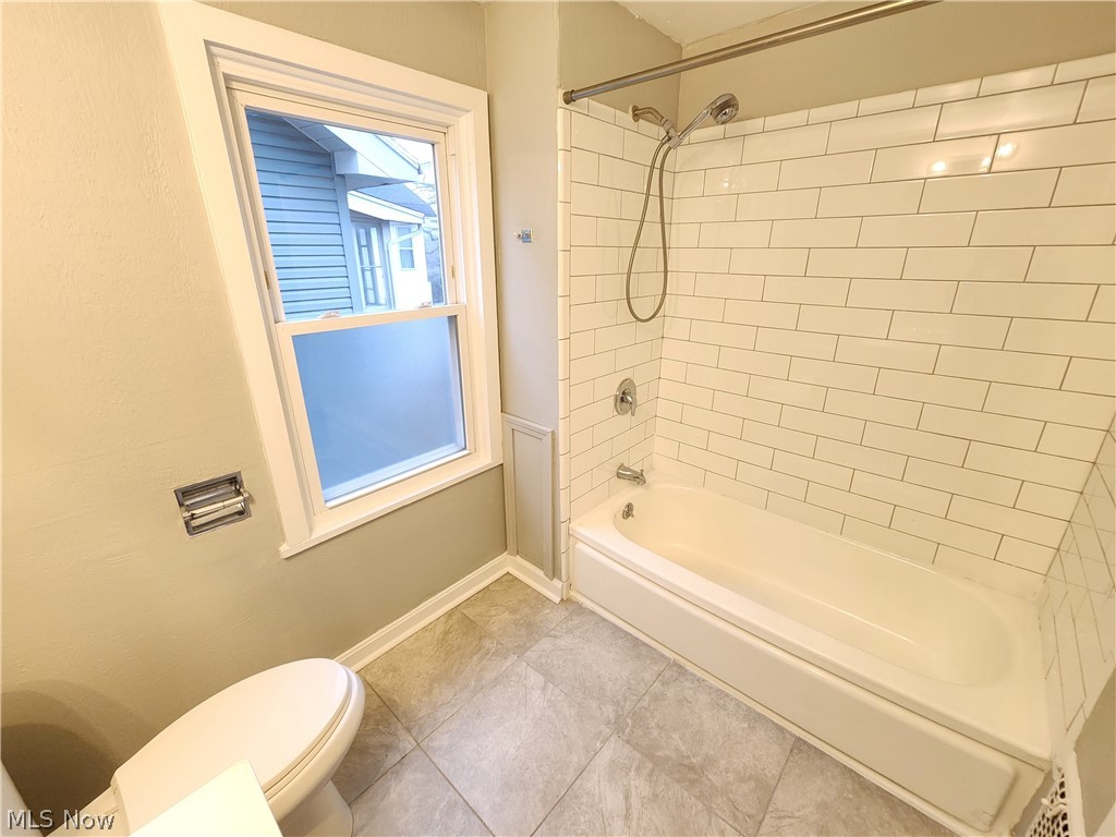 Lakewood Realty Companys - Residential