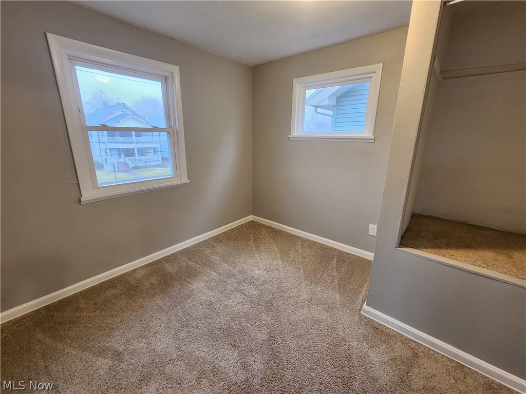 Lakewood Realty Companys - Residential