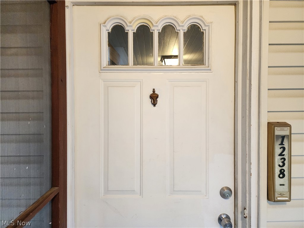 Lakewood Realty Companys - Residential