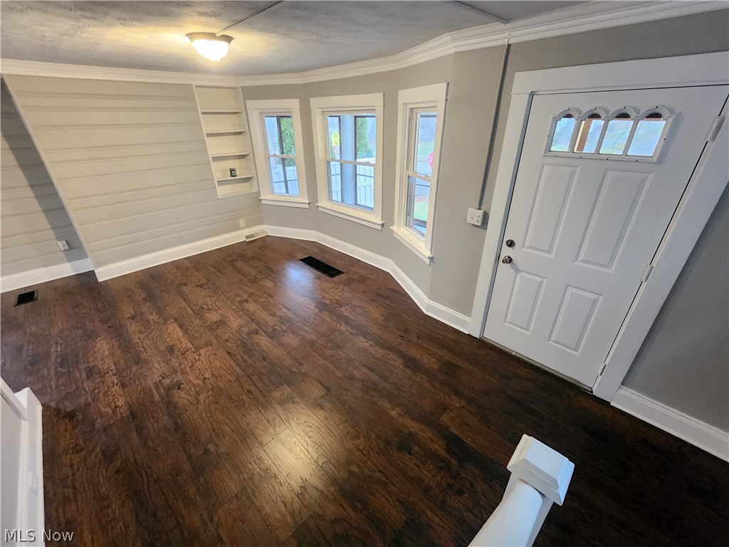 Lakewood Realty Companys - Residential