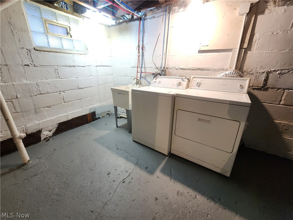 Lakewood Realty Companys - Residential