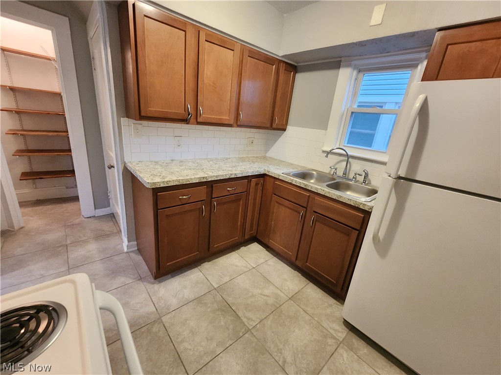 Lakewood Realty Companys - Residential