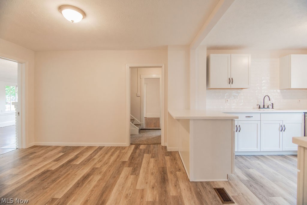 Willobee-On-The-Lake 02 - Residential