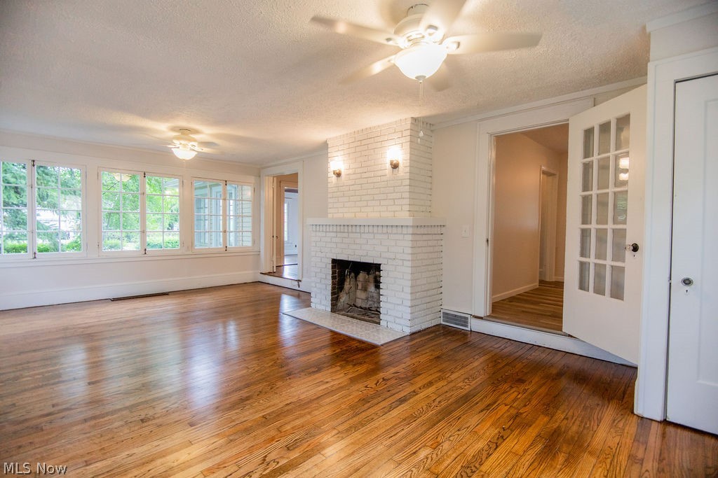 Willobee-On-The-Lake 02 - Residential