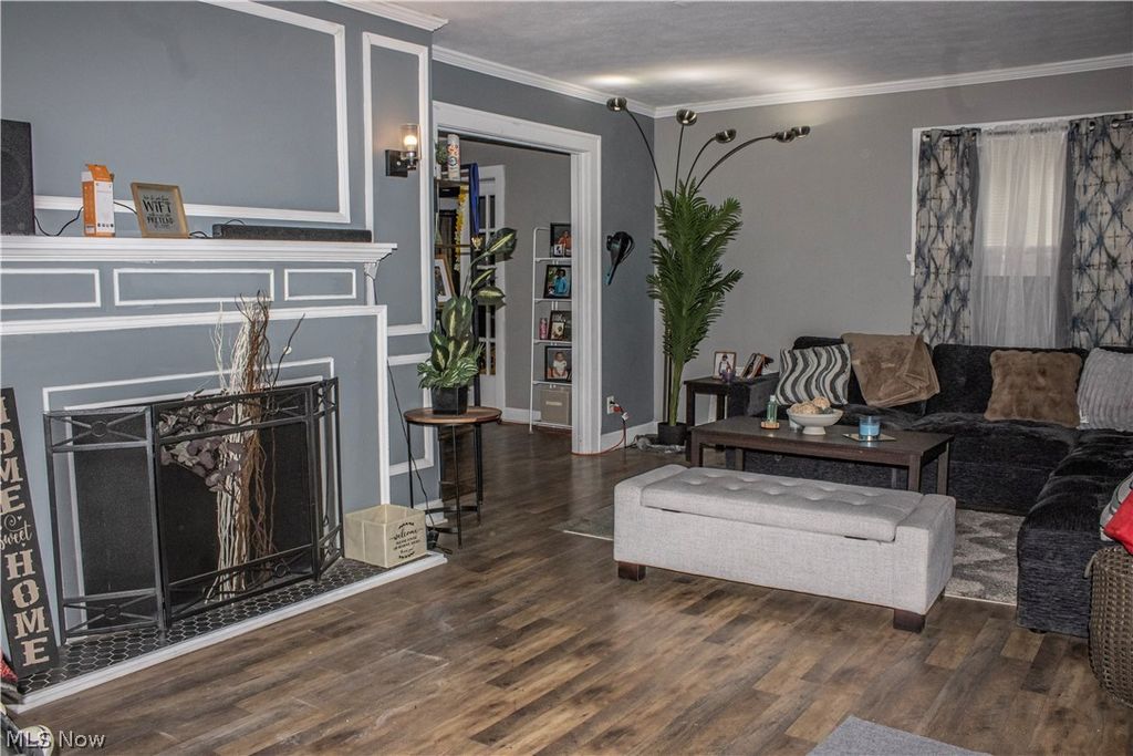 Photo of 1532 Vassar Avenue NW, Canton, OH 44703 (MLS # 5197876)