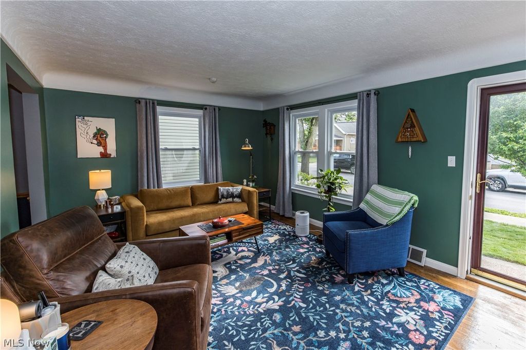 Photo of 4425 W 10th Street, Cleveland, OH 44109 (MLS # 5209162)