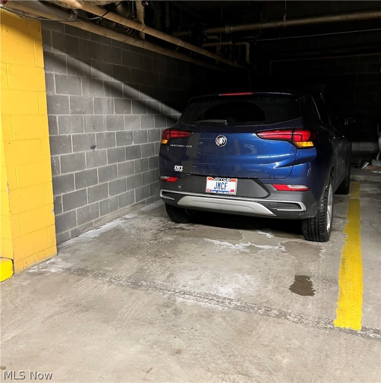 Carrollton Condo - Residential