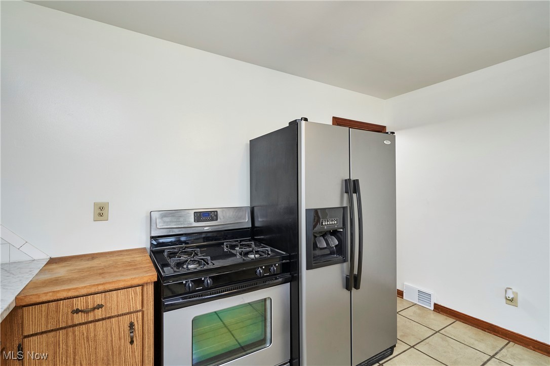 Mong Evans Andre - Residential