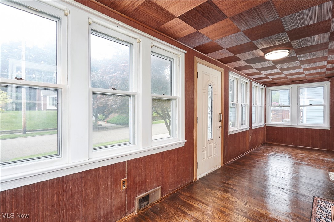 Mong Evans Andre - Residential