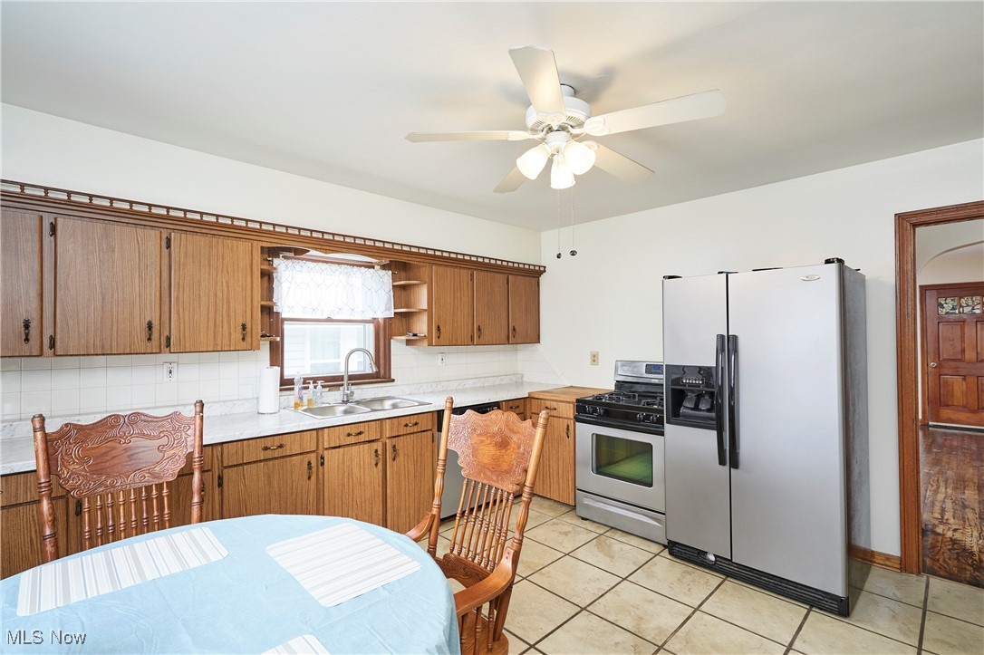 Mong Evans Andre - Residential