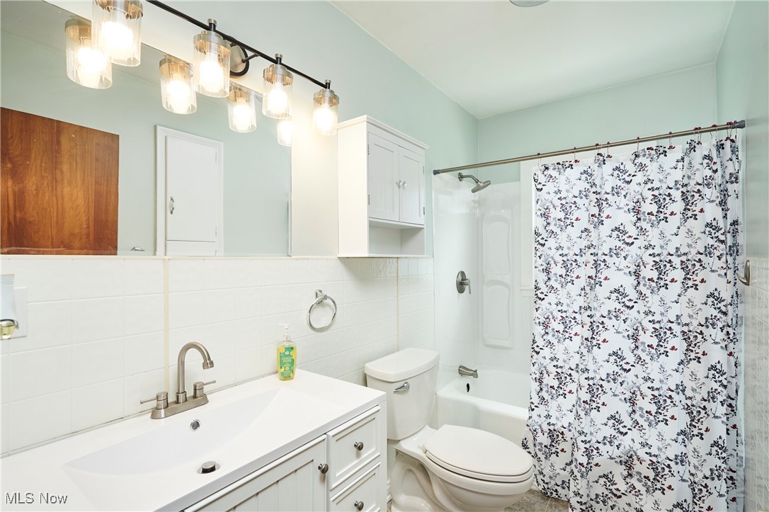 Mong Evans Andre - Residential