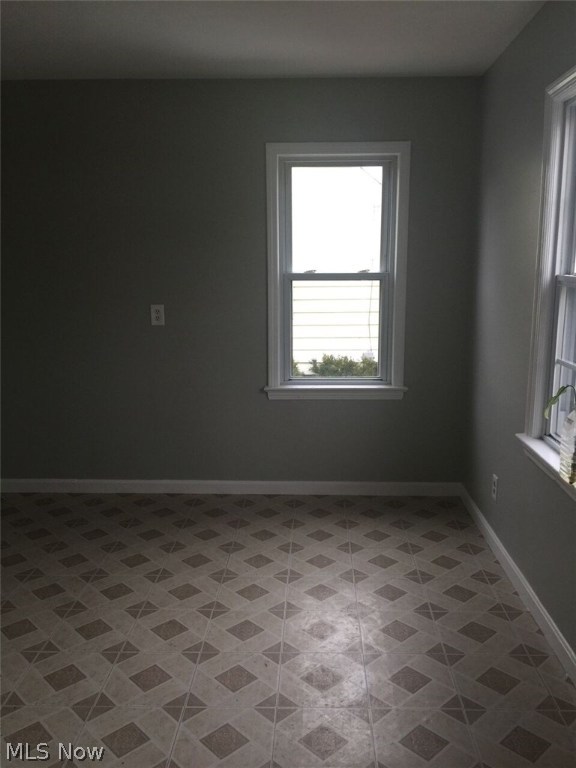 M J Mixs - Residential Lease