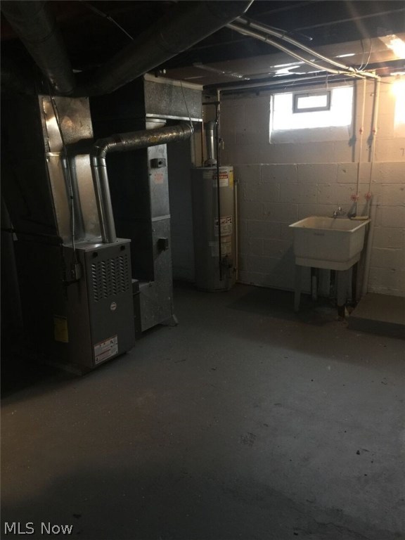 M J Mixs - Residential Lease